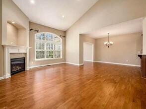 9390 Pratolino Villa Dr in Dublin, OH - Building Photo - Building Photo