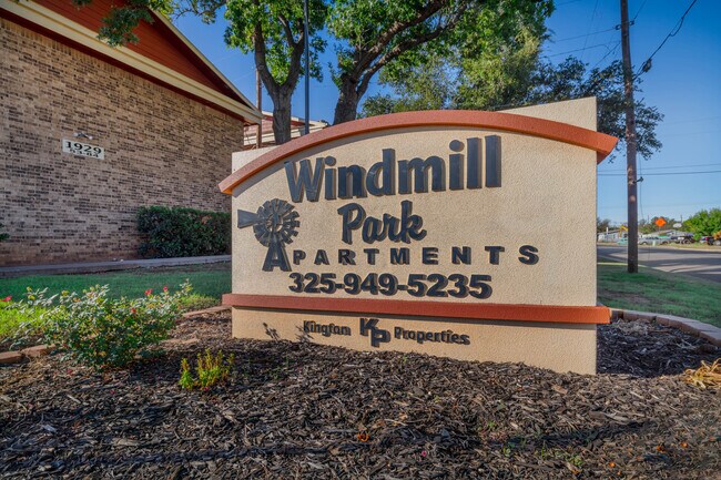 Windmill Park Apartment Homes in San Angelo, TX - Foto de edificio - Building Photo