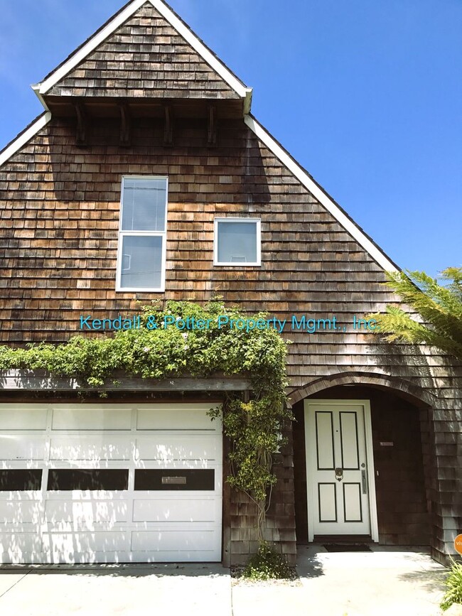 property at 437 Alta Loma Ln