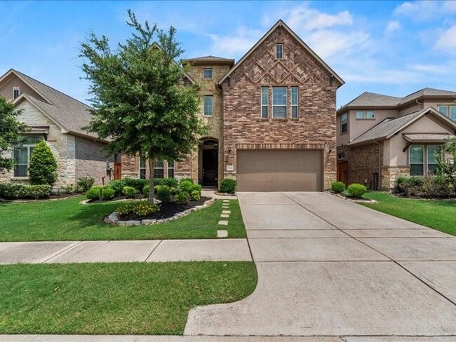 property at 17703 Olde Oaks Estate Ct