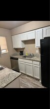 3215 Clarksville St in Paris, TX - Building Photo - Building Photo
