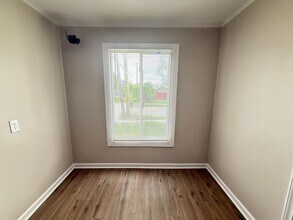 18851 Klinger St in Detroit, MI - Building Photo - Building Photo