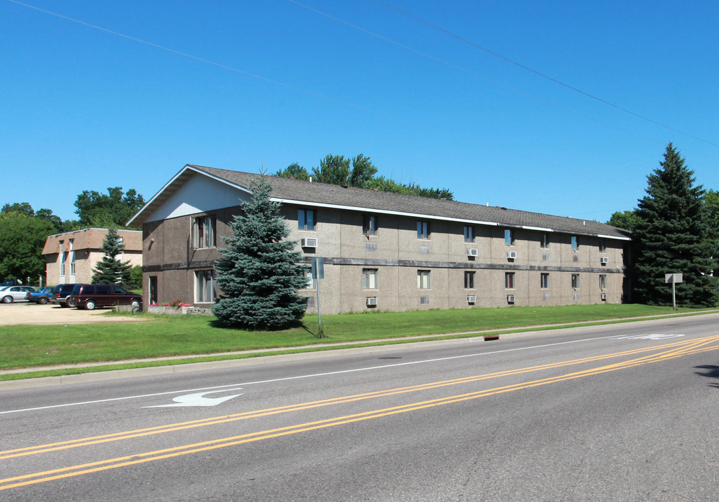 830 11th Ave in Baldwin, WI - Building Photo