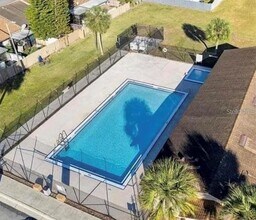 1012 Stucki Terrace in Winter Garden, FL - Building Photo - Building Photo