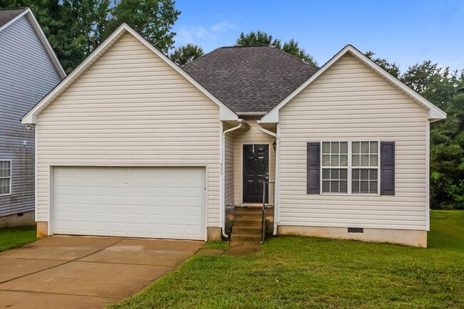 property at 526 Havenbrook Way NW