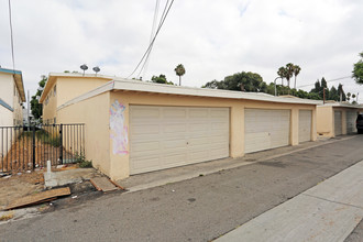 11572 Stuart Dr in Garden Grove, CA - Building Photo - Building Photo