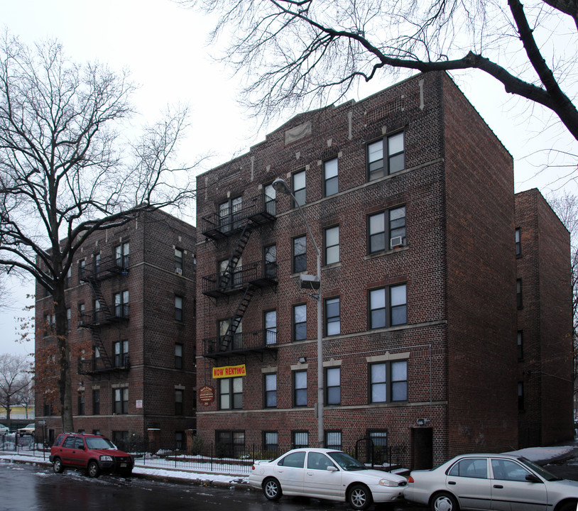 Milton Investment Apartments in East Orange, NJ - Foto de edificio