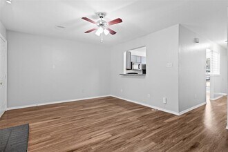 1807 River Crossing Cir in Austin, TX - Building Photo - Building Photo