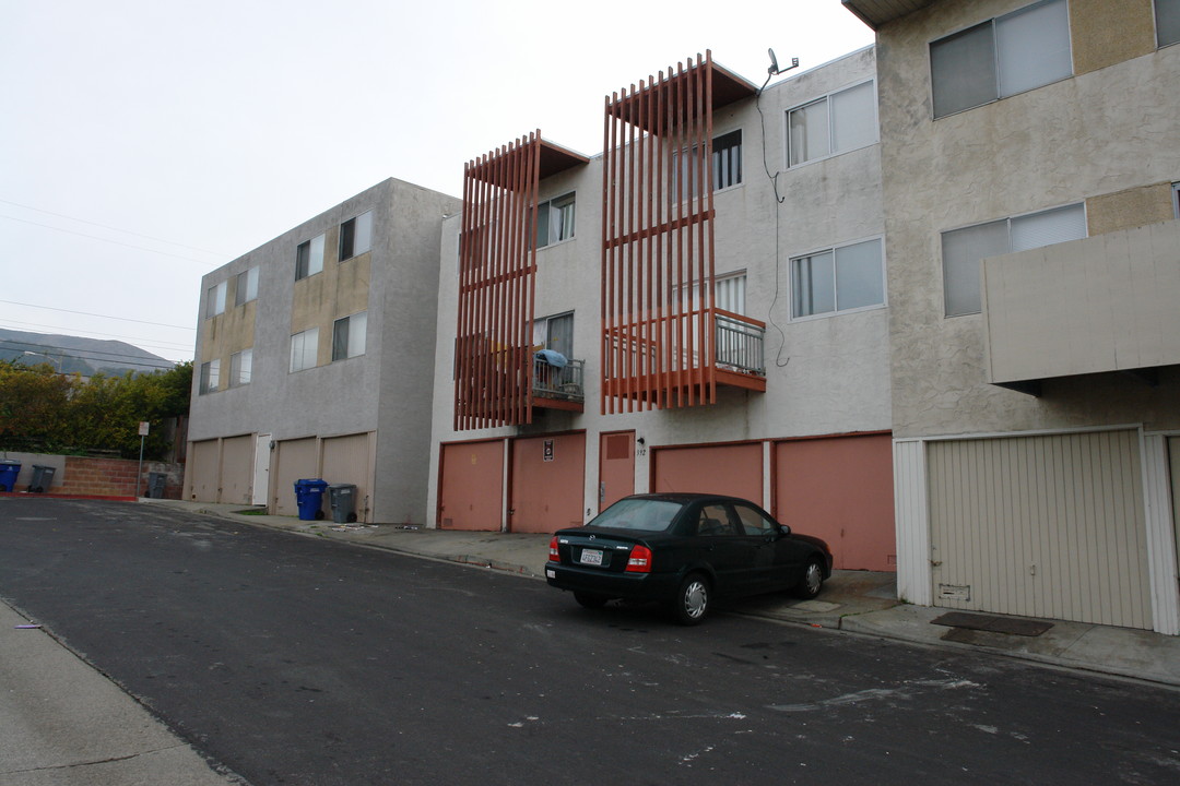 392 Susie Way in South San Francisco, CA - Building Photo