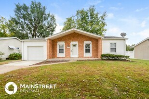 2060 Avon Dr, Unit 2305 in Florissant, MO - Building Photo