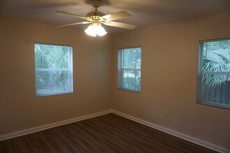 1922 NW 4th Ave in Gainesville, FL - Building Photo - Building Photo