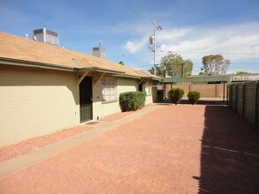 1813 N 18th St in Phoenix, AZ - Building Photo - Building Photo