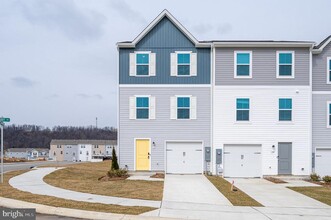 164 Rabbit Rd in Hedgesville, WV - Building Photo - Building Photo