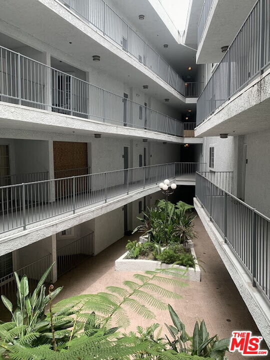 property at 4401 Sepulveda Blvd