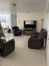 11765 SW 175th Terrace in Miami, FL - Building Photo - Building Photo