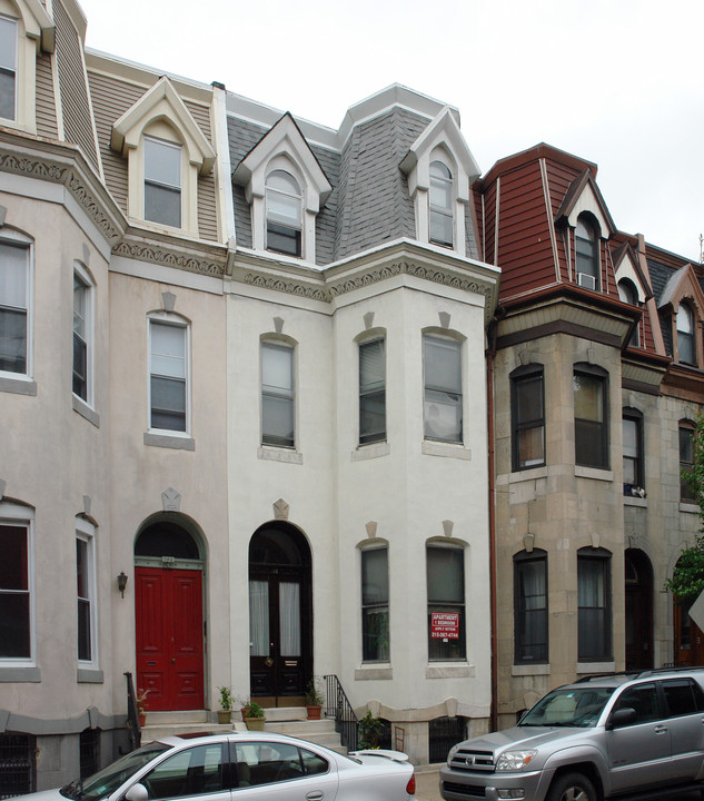 148 N 21st St in Philadelphia, PA - Building Photo