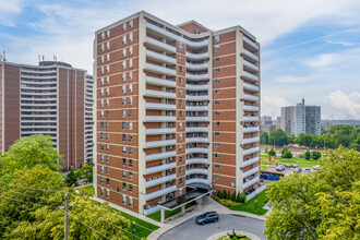 Richview Terrace in Toronto, ON - Building Photo - Building Photo