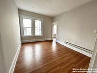 78 Hillside St, Unit 3 in Boston, MA - Building Photo - Building Photo