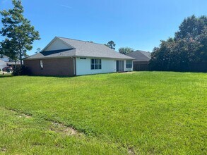 3129 Border Creek Dr in Crestview, FL - Building Photo - Building Photo