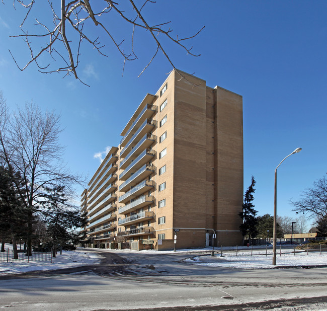 Kennedy Place in Toronto, ON - Building Photo - Primary Photo