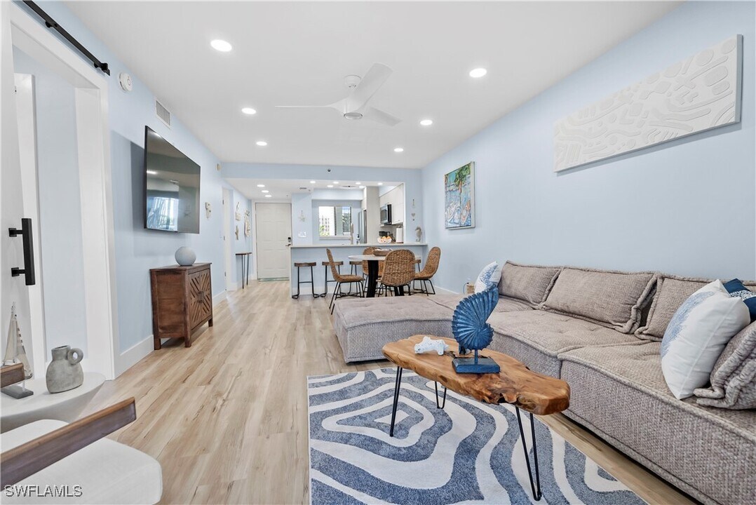 22652 Island Pines Way in Fort Myers Beach, FL - Building Photo