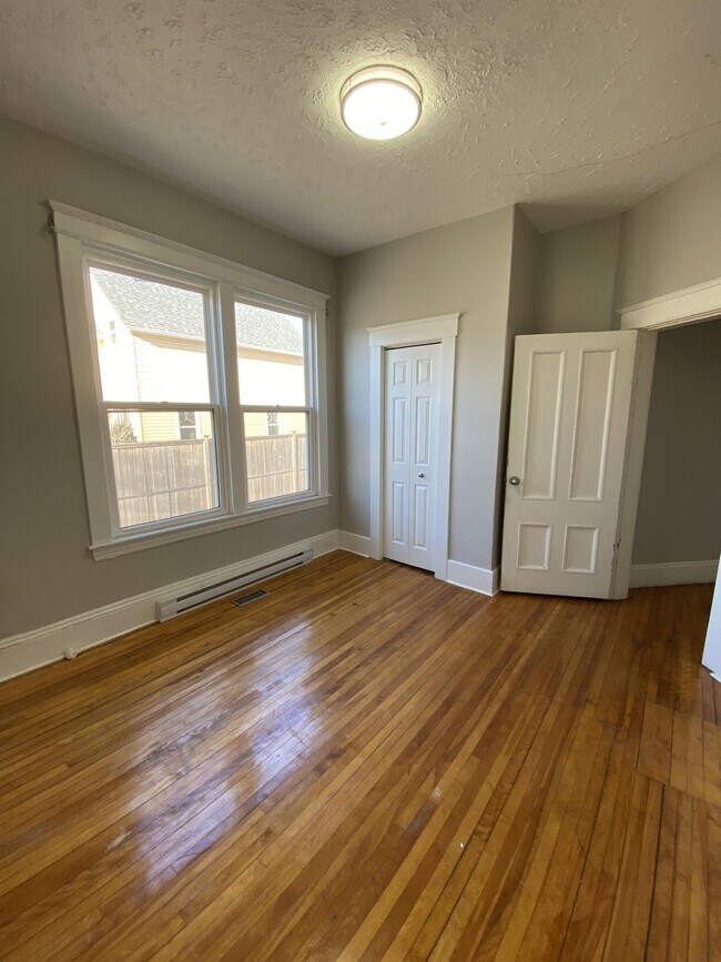 204 Highfield St in Moncton, NB - Building Photo - Building Photo
