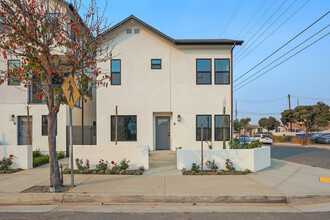 2154 245th St, Unit 1A in Lomita, CA - Building Photo - Building Photo