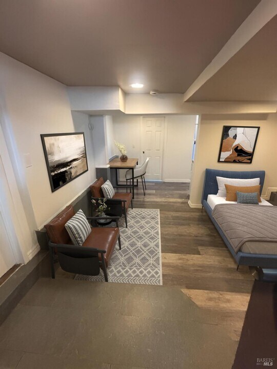 911 Kentucky St in Vallejo, CA - Building Photo