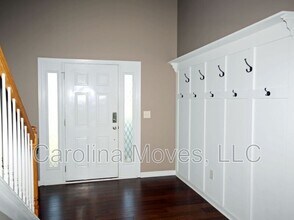 689 Flintrock Dr in Boiling Springs, SC - Building Photo - Building Photo