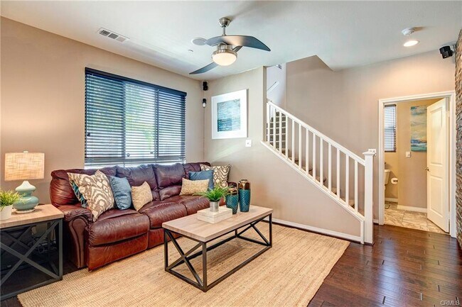 12001 Rock Creek Ct in Hawthorne, CA - Building Photo - Building Photo