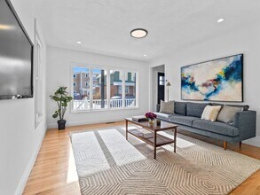 9 Fennell St in Somerville, MA - Building Photo - Building Photo