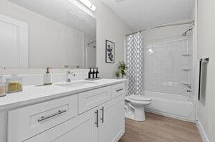 The Townhomes of Canton in Canton, MI - Building Photo