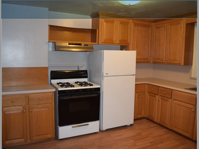 75 Fuller St, Unit 1