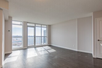 Primo Tower in Toronto, ON - Building Photo - Interior Photo