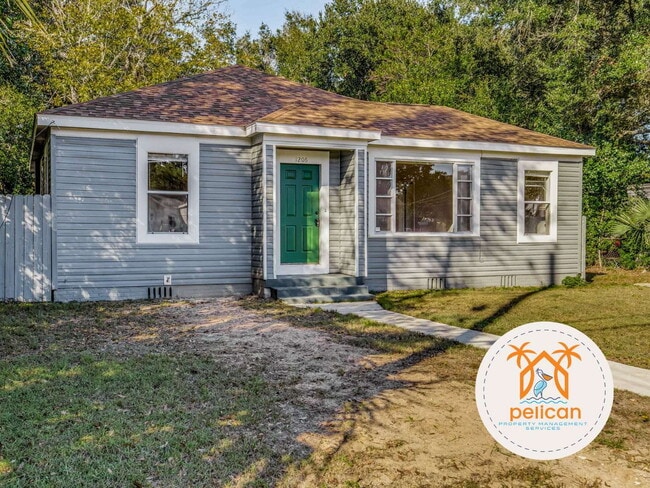 1206 Dexter Ave in Pensacola, FL - Building Photo - Building Photo