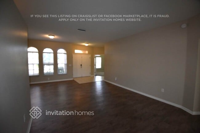 1413 W River Ct in Valrico, FL - Foto de edificio - Building Photo