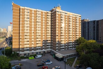 Murdoch Manor in Calgary, AB - Building Photo - Building Photo