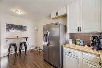 3025 S Corona St in Englewood, CO - Building Photo - Building Photo