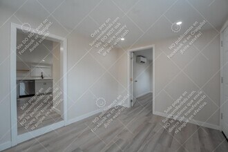 606 4th Ave NW in Largo, FL - Building Photo - Building Photo
