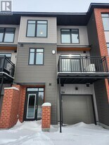 126 Venasque Private in Ottawa, ON - Building Photo