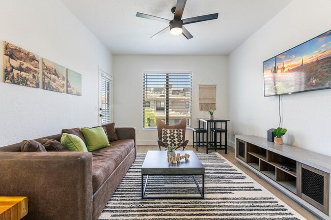 15608 N 71st St, Unit ID1035271P in Scottsdale, AZ - Building Photo - Building Photo