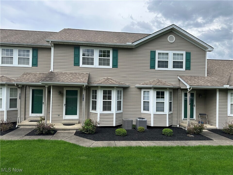 6913 Tippecanoe Rd in Canfield, OH - Building Photo