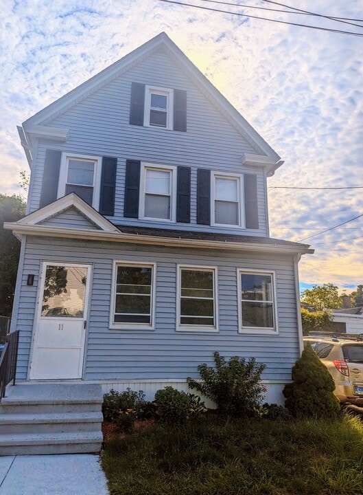 11 Belmont St in Hamden, CT - Foto de edificio