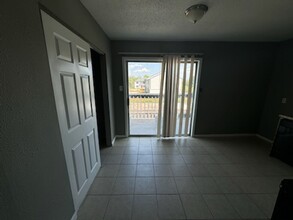 703 Barren Springs Dr-Unit -719 Unit C in Houston, TX - Building Photo - Building Photo