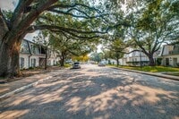 9025 Rue Cambon St photo'