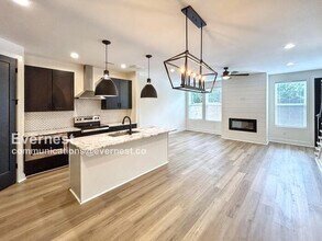355 Hester Ave in Nashville, TN - Building Photo - Building Photo