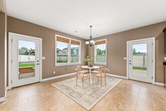 7708 N Warren Ln in Spokane, WA - Building Photo - Building Photo