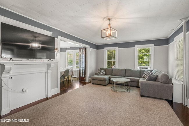 496 W Park Ave in Ocean Township, NJ - Building Photo - Building Photo