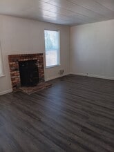 368 Clay St W in Monmouth, OR - Building Photo - Building Photo