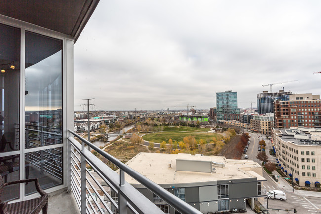 The Confluence in Denver, CO - Foto de edificio - Interior Photo